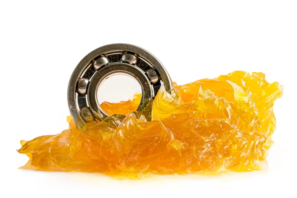 Lubricating the washing machine's bearings