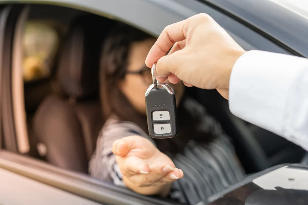 Rent a Car in UAE – Smart Options for 2025  